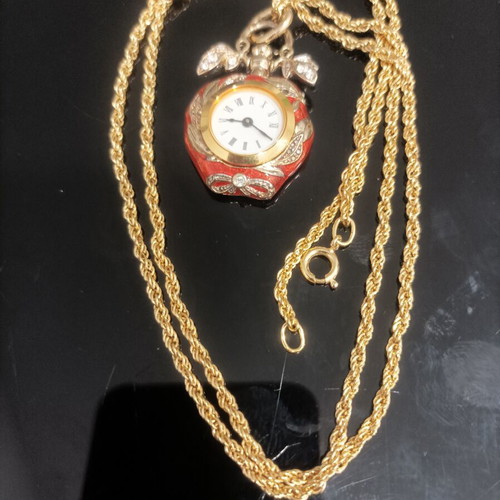 Gold-plated pendant necklace with small watch, Art Deco style