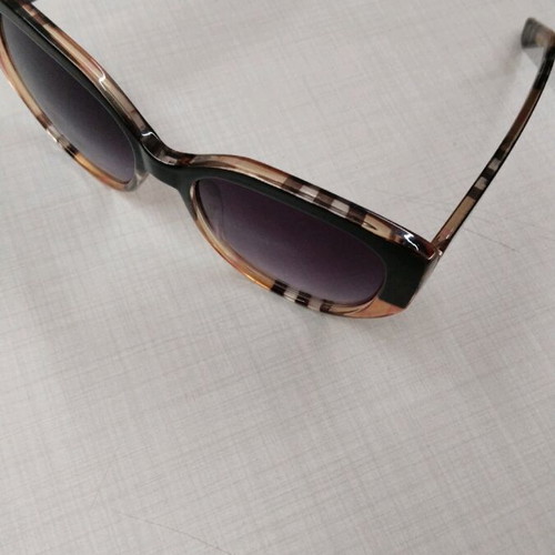 El Gio Mati Mati sunglasses like new, black and gold