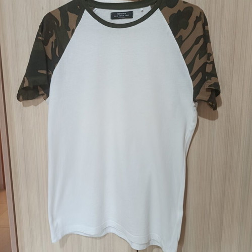 Bershka T-shirt with Camouflage Sleeves size S like new, white multicolor