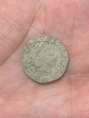 Elizabeth 2011 20p coin used