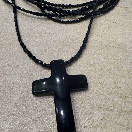 Vintage necklace cross made of obsidian like new, 1.5 m length
