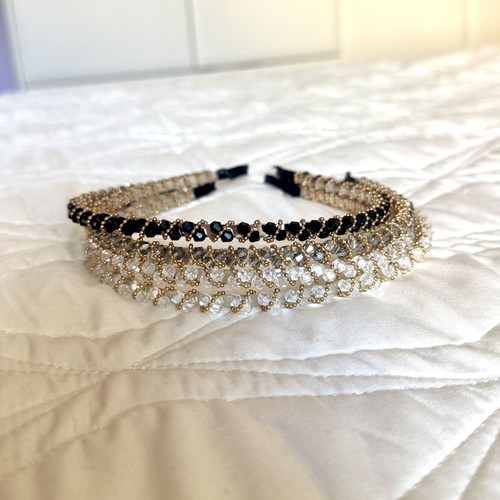 Set of 4 elegant thin hairbands with rhinestones and gold details