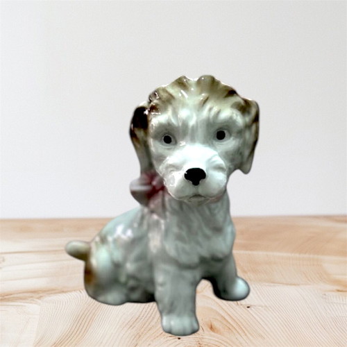 Porcelain Dog Figurine Wagner & Apel collectible, new