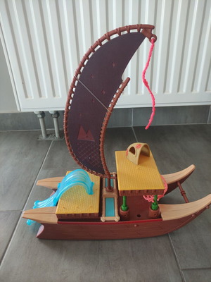 Disney Princess Vaiana Ship with Transforming Play Areas