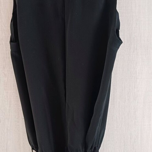 Sleeveless jumpsuit crepe black used, size M