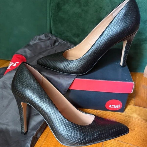Exe leather high heels black snake pattern size 39 like new