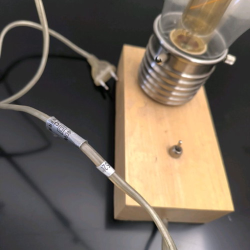 Table lamp like new, beautiful