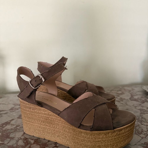 Women's Espadrille Platform Sandals size 39 like new, brown