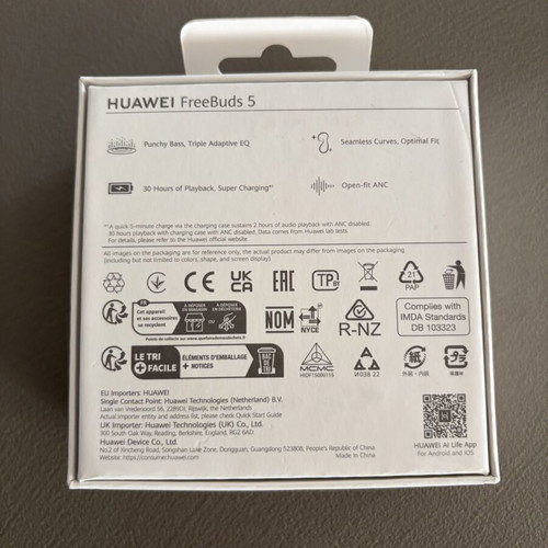 Huawei FreeBuds 5 headphones like new, wireless charging case