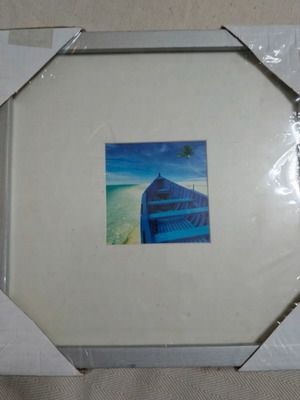 Picture frame set of 2 new, sealed