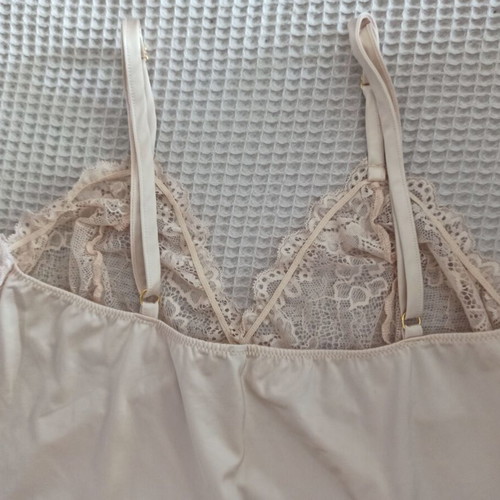 Light pink Lingerie top satin with lace Large Rossoporpora