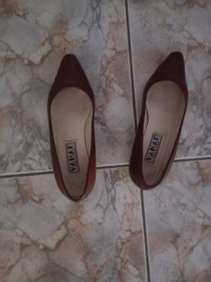 Brown pumps size 38