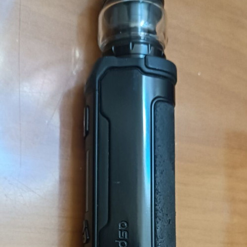 Aspire vaping device like new with battery and accessories