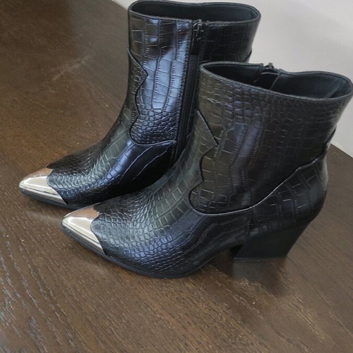 Black ankle boots size 38 with silver detail new