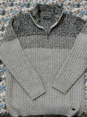 Handmade wool men's pullover like new, white and gray XXL