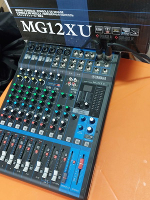 Yamaha MG12XU κονσόλα μίξης καινούργια με δώρο θήκη κιθάρας