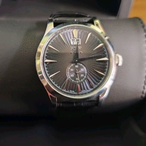 RSW Retro Gate Date Watch Swiss Made new, men's black