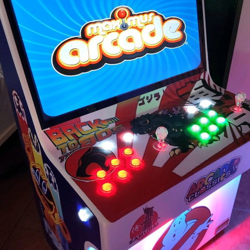 Arcade cabinet like new with Windows 7 PC and 15,000+ games