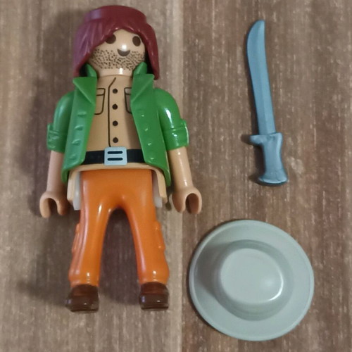 Playmobil explorer like new with loose hand