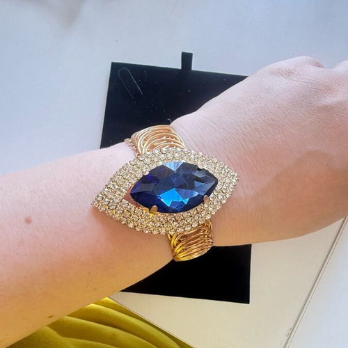 Evil Eye Bracelet new, gold with blue stone