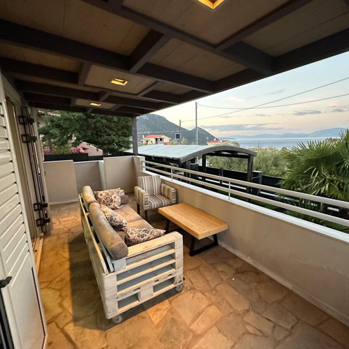 Stefanos Apartment Detached House with Sea View 600m from Beach in Loukisia