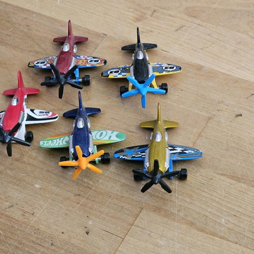 Hot Wheels Planes like new from collector