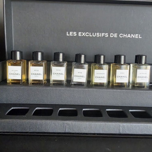 Les Exclusifs de Chanel mini perfumes 4ml set of 7 new