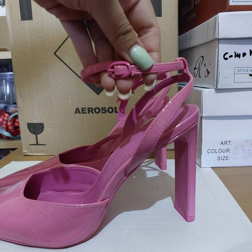 Bershka pink heels size 40 like new with ankle strap
