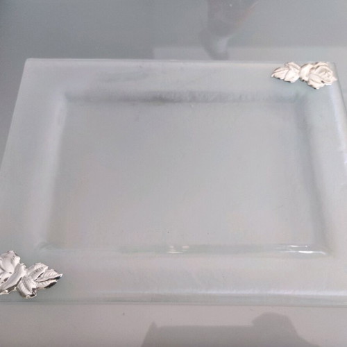 Glass platter like new with rose decoration