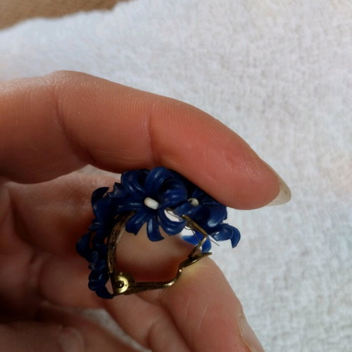 Clip-on earrings new, lightweight, plastic, white and blue