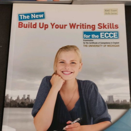 English books used, pack of 4, with notes