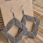 Σκουλαρίκια Macrame σαν καινούργια, υποαλλεργικά, μπεζ
