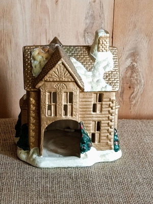 Decorative ceramic candle holder like new, Christmas house