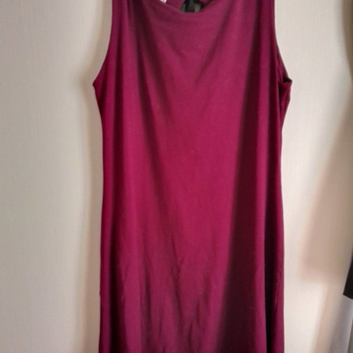 Bordeaux dress used with black bow at back, size XL