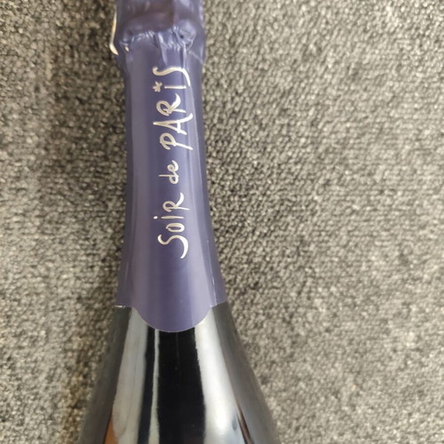 Soir De Paris Brut Blanc de Blancs sparkling wine