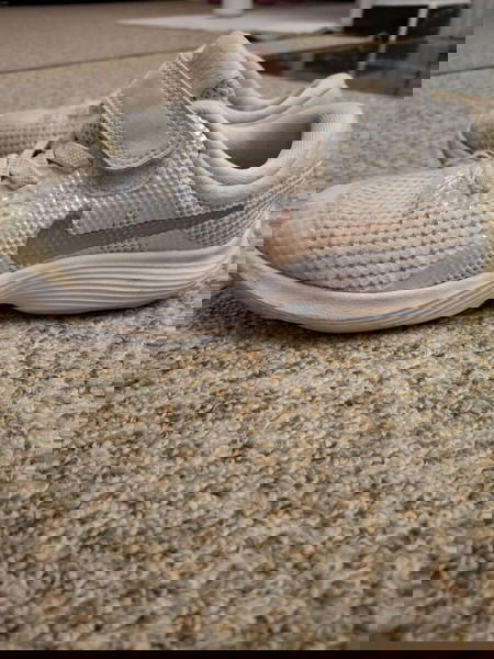 Nike 29.5