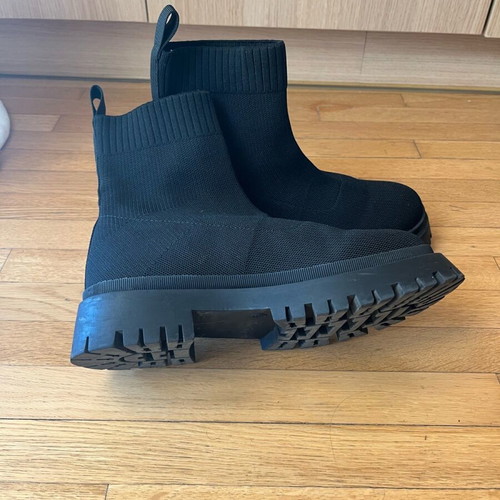 Black sock boots like new, size 38