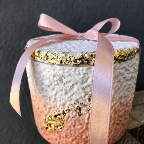 Bomboniere handmade ceramic jar with lid and pink ombré shades