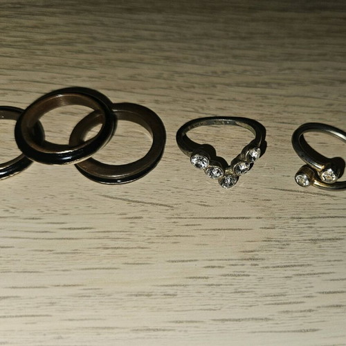 Rings used, set of 5 pieces