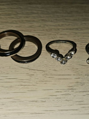 Rings used, set of 5 pieces
