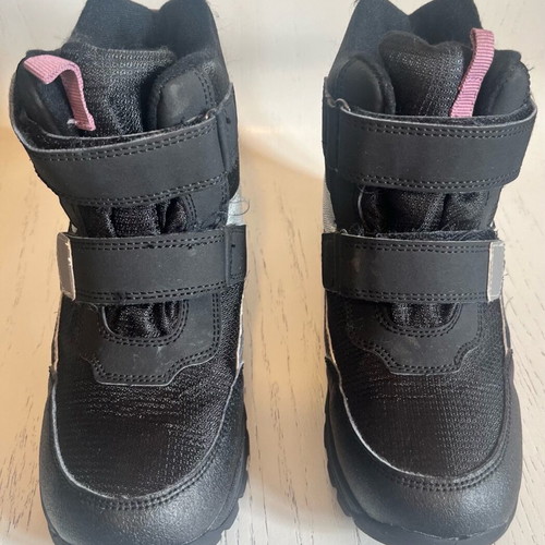 H&M kids snow boots like new, size 34, waterproof