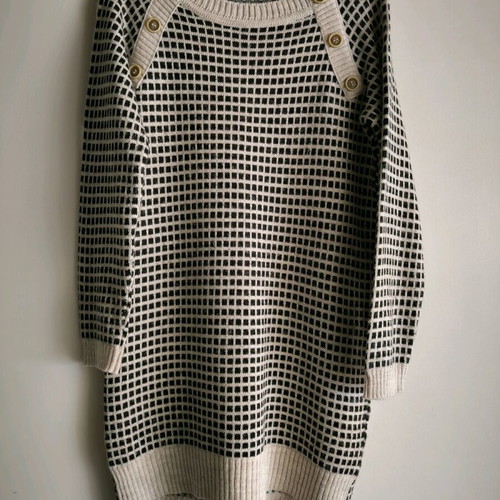 Figaro blouse dress medium like new, black and beige