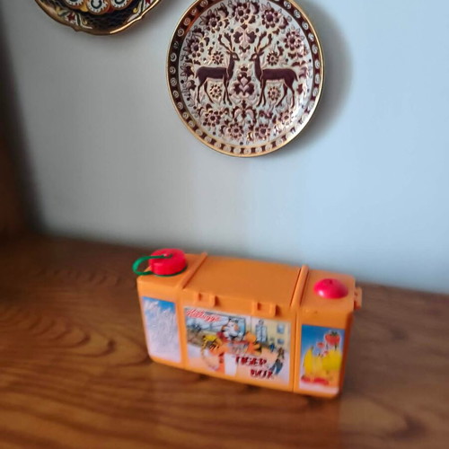 Kelloggs collectible breakfast box new with mascot