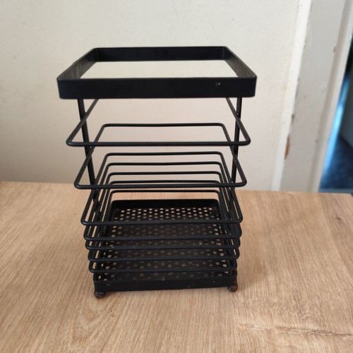 Metal organizer used, black color