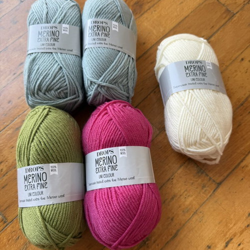 Drops Merino Extra Fine 100% Superwash yarn pack of 5 colors