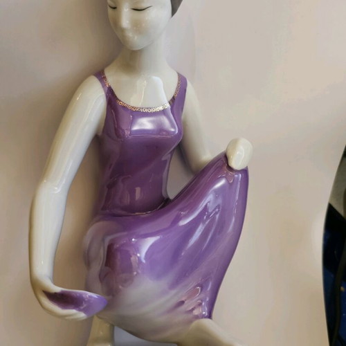Hollohaza porcelain figurine used, girl collecting water