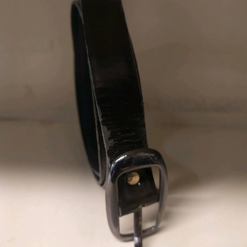 Women's belt used green color patent leather, size 105