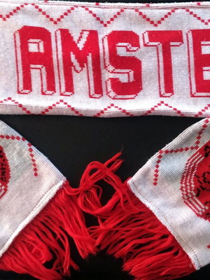 Ajax Amsterdam κασκόλ vintage μεταχειρισμένο, διπλής πλέξης 1990