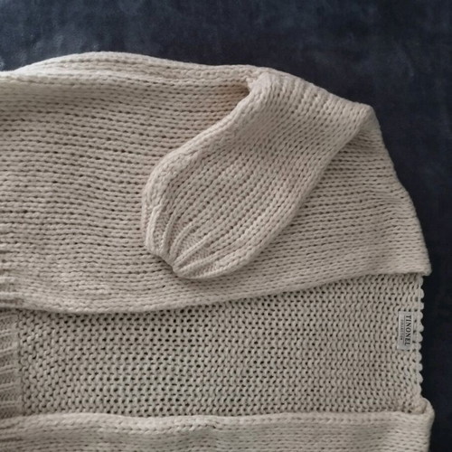 Knitted cardigan like new, 3/4 sleeve, beige