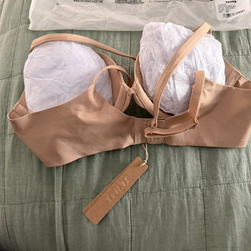 Skims Tear Drop Push Up Bra new, beige